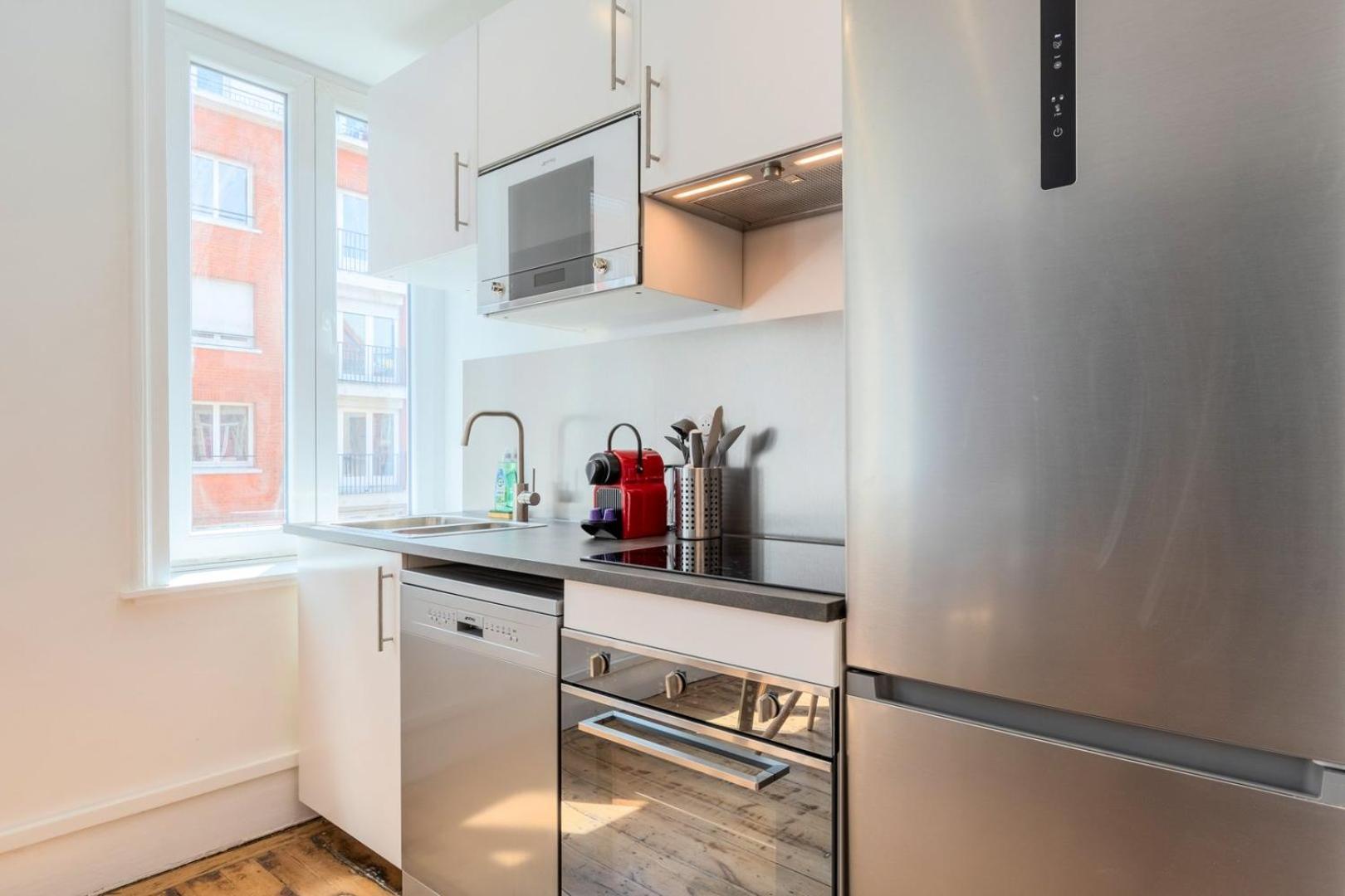 Bright 3-Bedroom 2-Bathroom Flat Lille Bagian luar foto